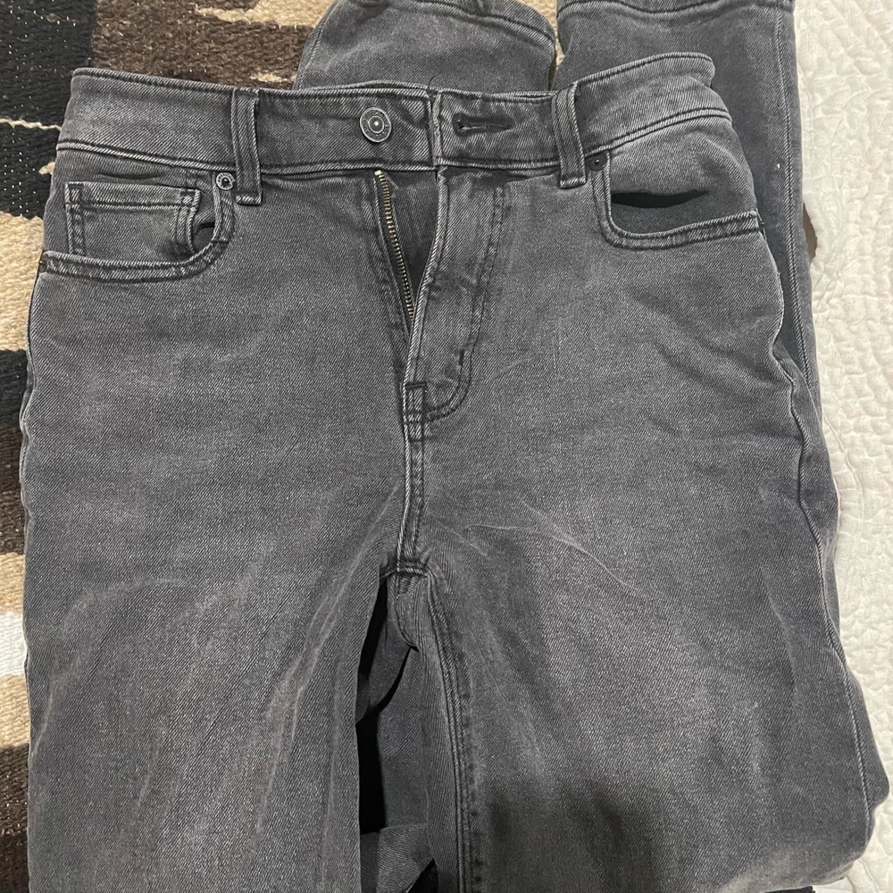American Eagle mom jean